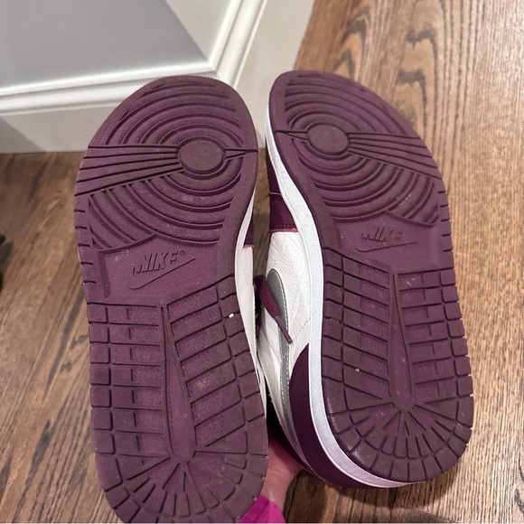 Nike Air Jordan 1 Retro High OG Bordeaux Men’s Size 12 - Picture 3 of 6